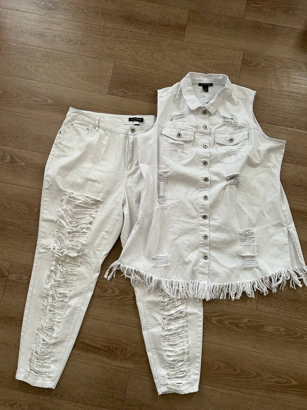 White Distressed Denim Set - Sleeveless Button Front Top & Ripped Jeans